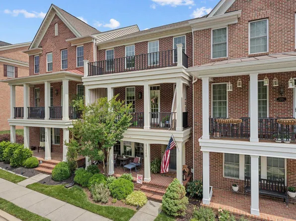 41060 Dorati Sq, Leesburg, VA 20175