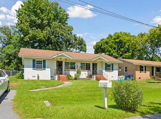 1732 W Glow Dr, Charleston, SC 29407