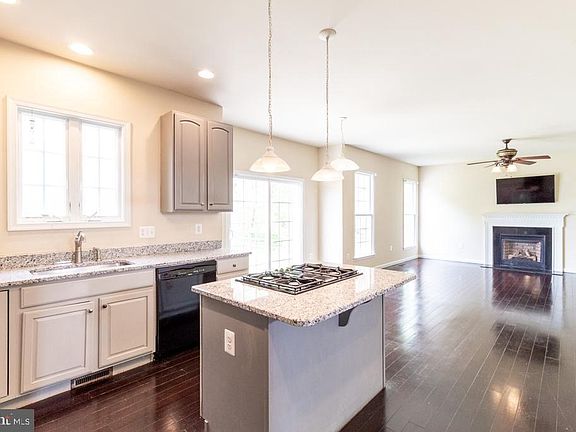 5th image of 6105 Hawser Dr