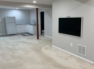 429 Winter Walk Dr, Gaithersburg, MD 20878