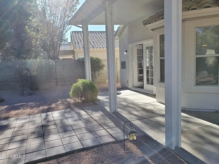 1325 N Malibu Ln — Photo 18