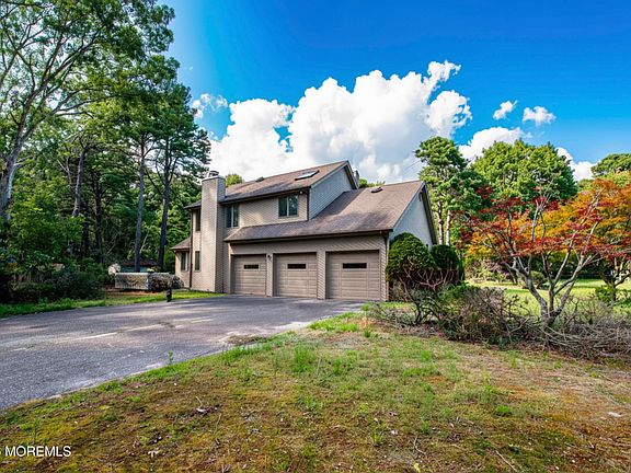 2nd image of 718 Colgate Avenue
