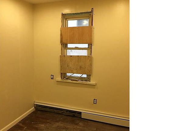 5th image of 1338 Prospect Ave APT 2