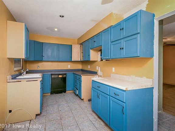 5th image of 5660 NW 66th Ave