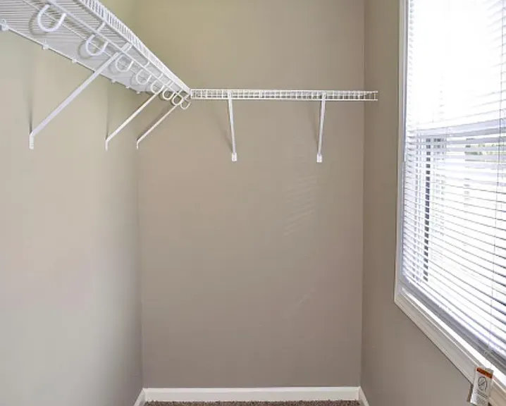 442 Appleton Dr — Photo 12