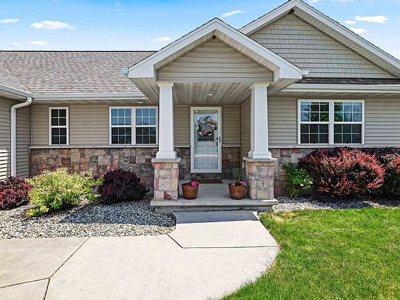 3rd image of 2143 W Melcorn Cir