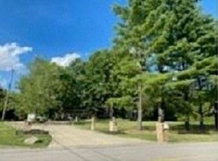 7690 Cedar Rd, Chesterland, OH 44026