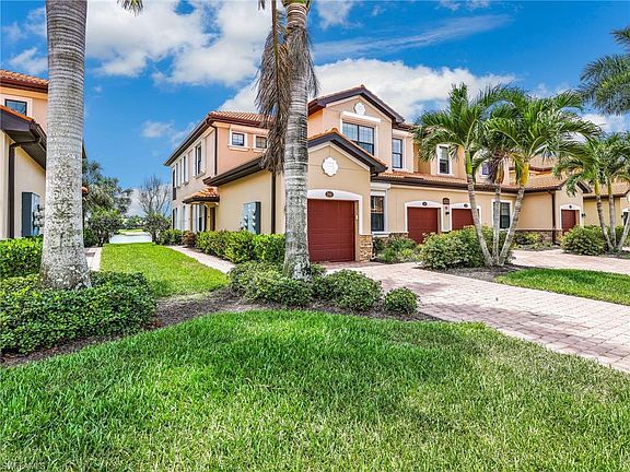 3rd image of 11313 Monte Carlo Blvd Unit 201
