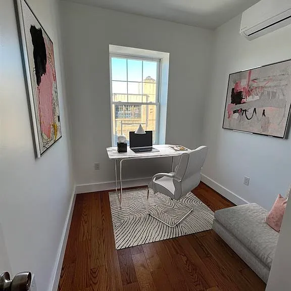 141 Halladay St — Photo 9