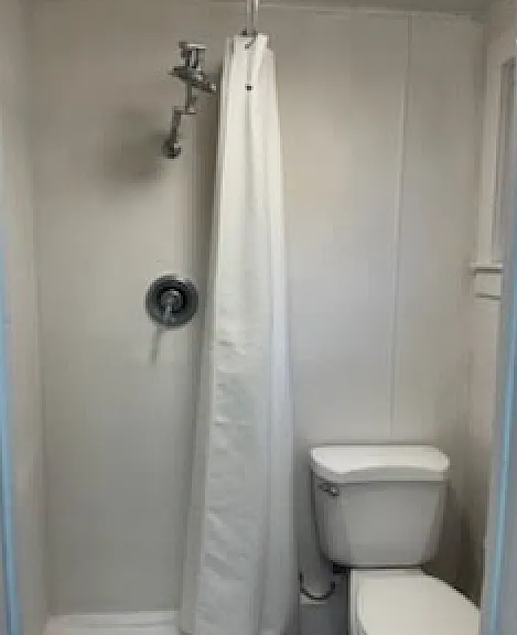 Studio bathroom