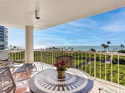 50 Seagate Dr APT 402B, Naples, FL, 34103