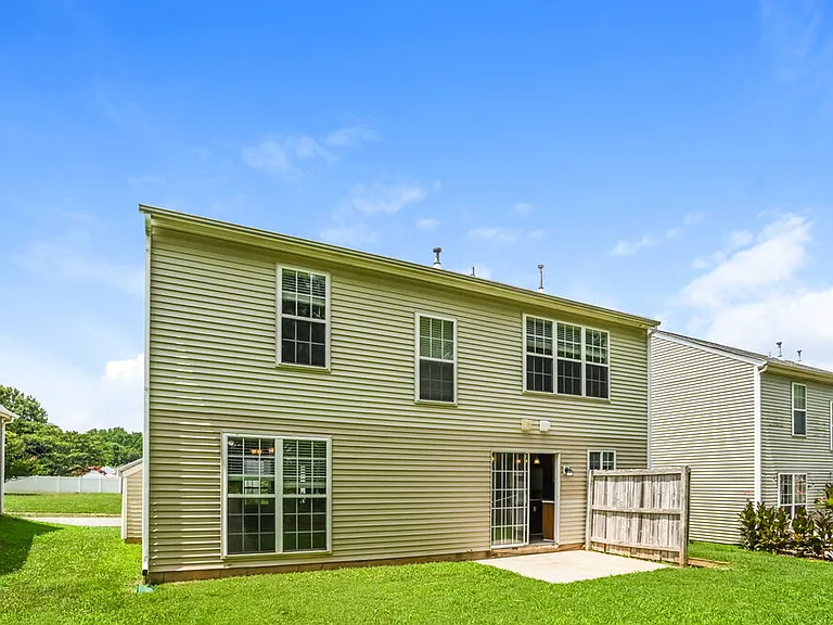1322 Rumstone Ln — Photo 16
