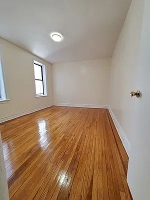 Rented by BRICK & GALO REALTY CORP | media 24