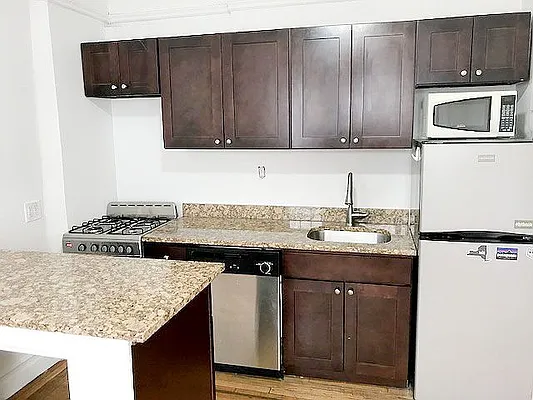 Rented by AJ Clarke | media 28