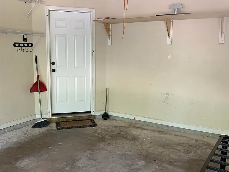 2334 Treaty Oak Trl — Photo 22