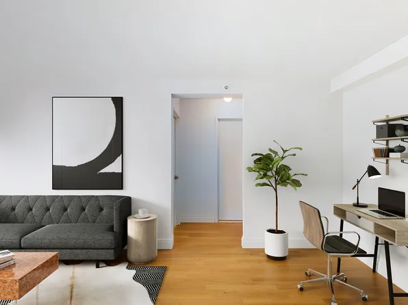150 East 44th Street 38E image 3 of 20