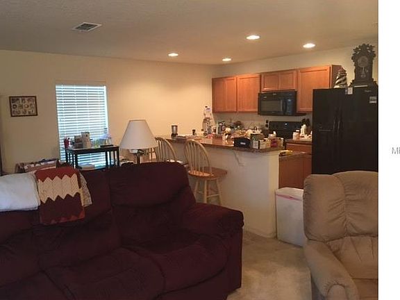 3rd image of 2111 Nuttall Oaks Pl
