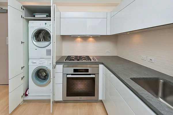 Sold by Vista Global Property Solutions | media 26