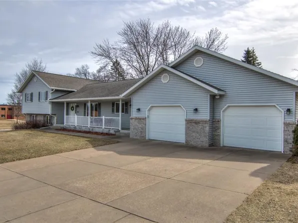 1303 Bel Air Boulevard, Chippewa Falls, WI 54729
