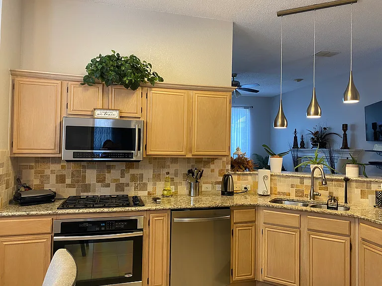 4600 Spanishmoss Dr — Photo 24