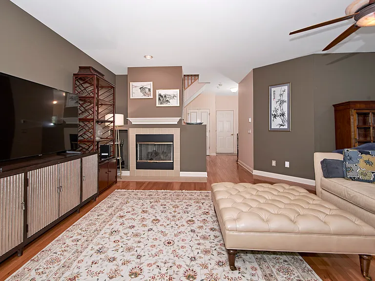 1 Wyldwood Dr #1 — Photo 5