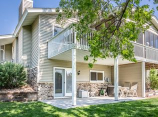 3447 Juliet Dr, Woodbury, MN 55125