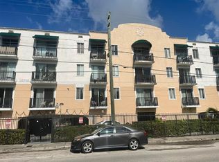 400 SW 2nd St APT 307, Miami, FL 33130