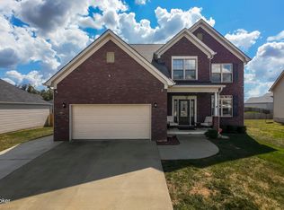 311 Merlot Ct, Vine Grove, KY 40175