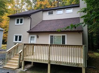 429 Orono Dr, Pocono Lake, PA