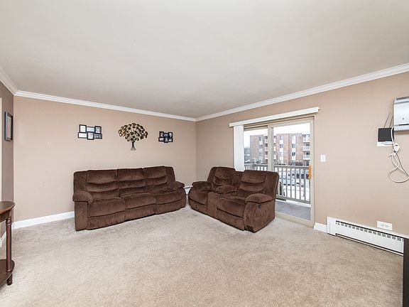 3rd image of 2426 N Kennicott Dr APT 2A
