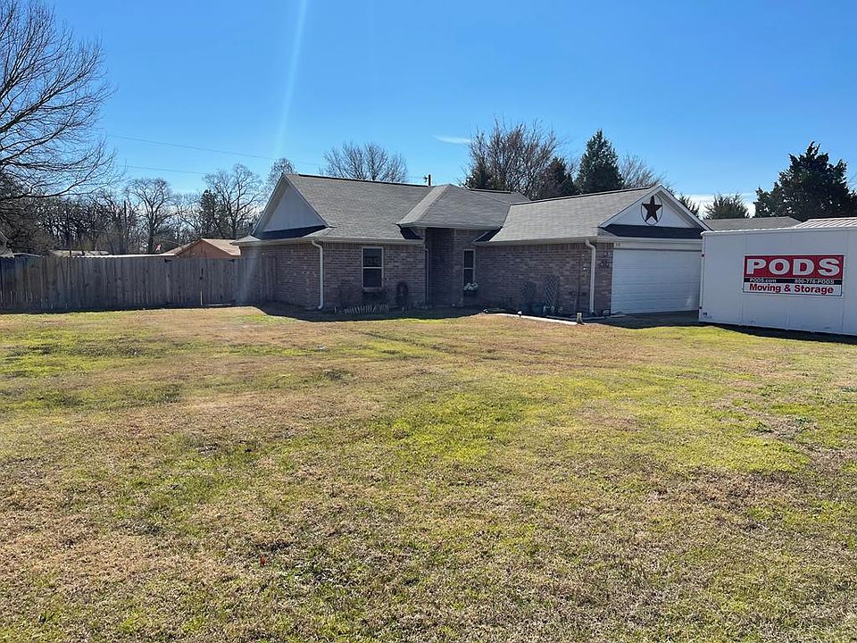 1st image of 110 Plumthicket Ln