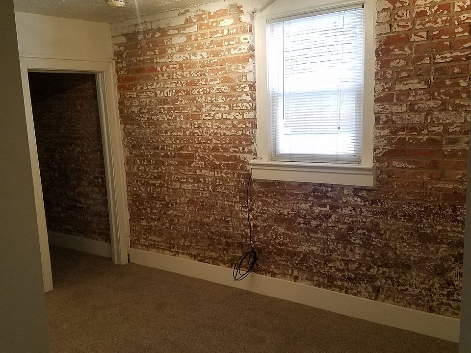 2nd image of 2845-2849 Mayfield Rd #2845-6