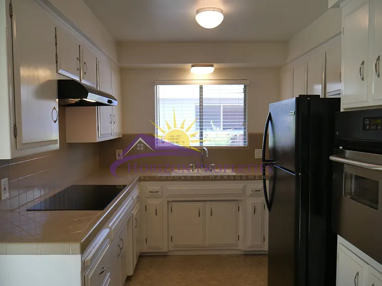 7296 Farm Dale Way — Photo 6