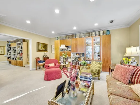 2114 Avenue N image 4 of 24