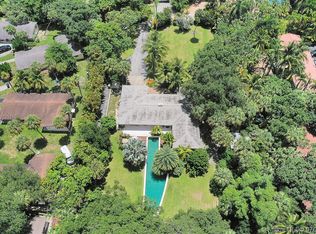 2121 SW 28th Way, Fort Lauderdale, FL 33312