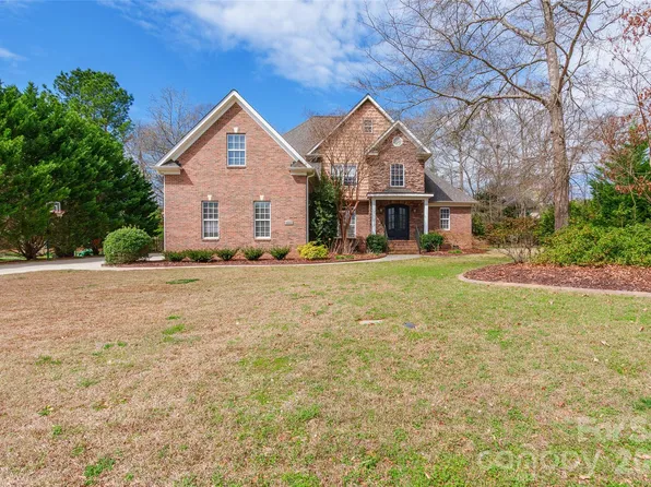 2009 Landry Ln, Rock Hill, SC 29732