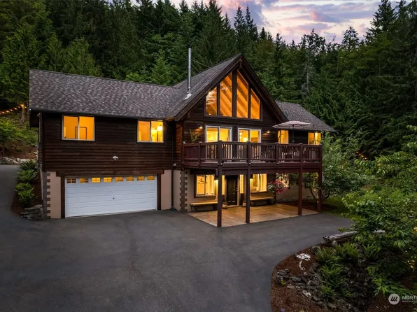 4918 N Lake Cushman Road, Hoodsport, WA 98548