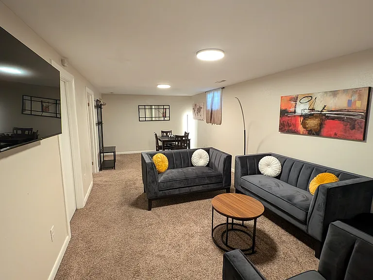 16320 E Bates Dr — Photo 2