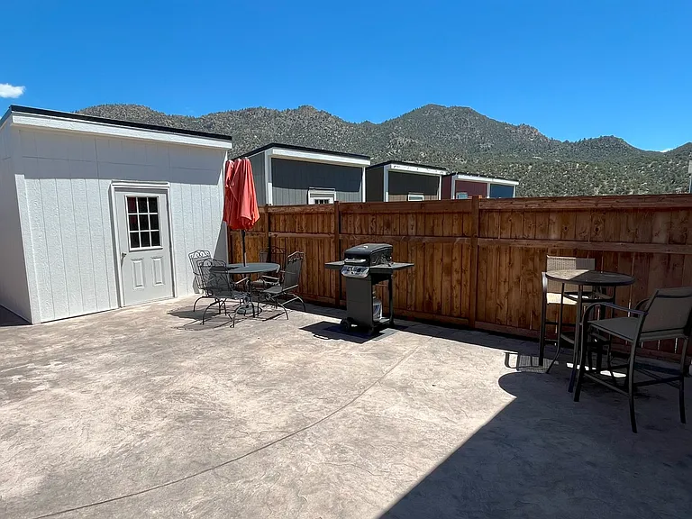 264 Barnwood Dr — Photo 48