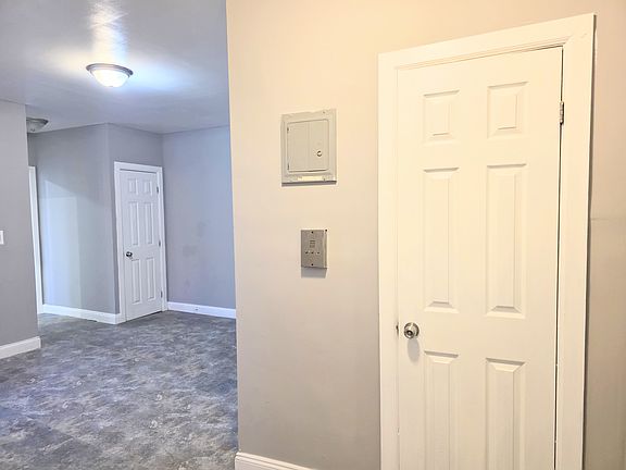 3rd image of 1502 W 6th St APT D7