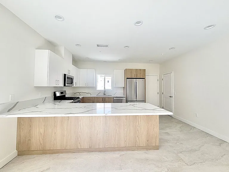 68160-68162 Modalo Rd — Photo 25