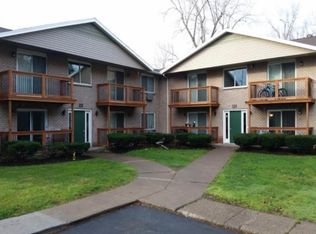 61 Malo Ct APT B, Rochester, NY 14612