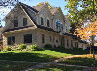 5332 Park Ave, Downers Grove, IL 60515