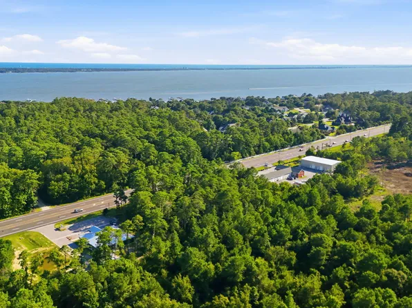 430 Highway 24, Morehead City, NC 28557