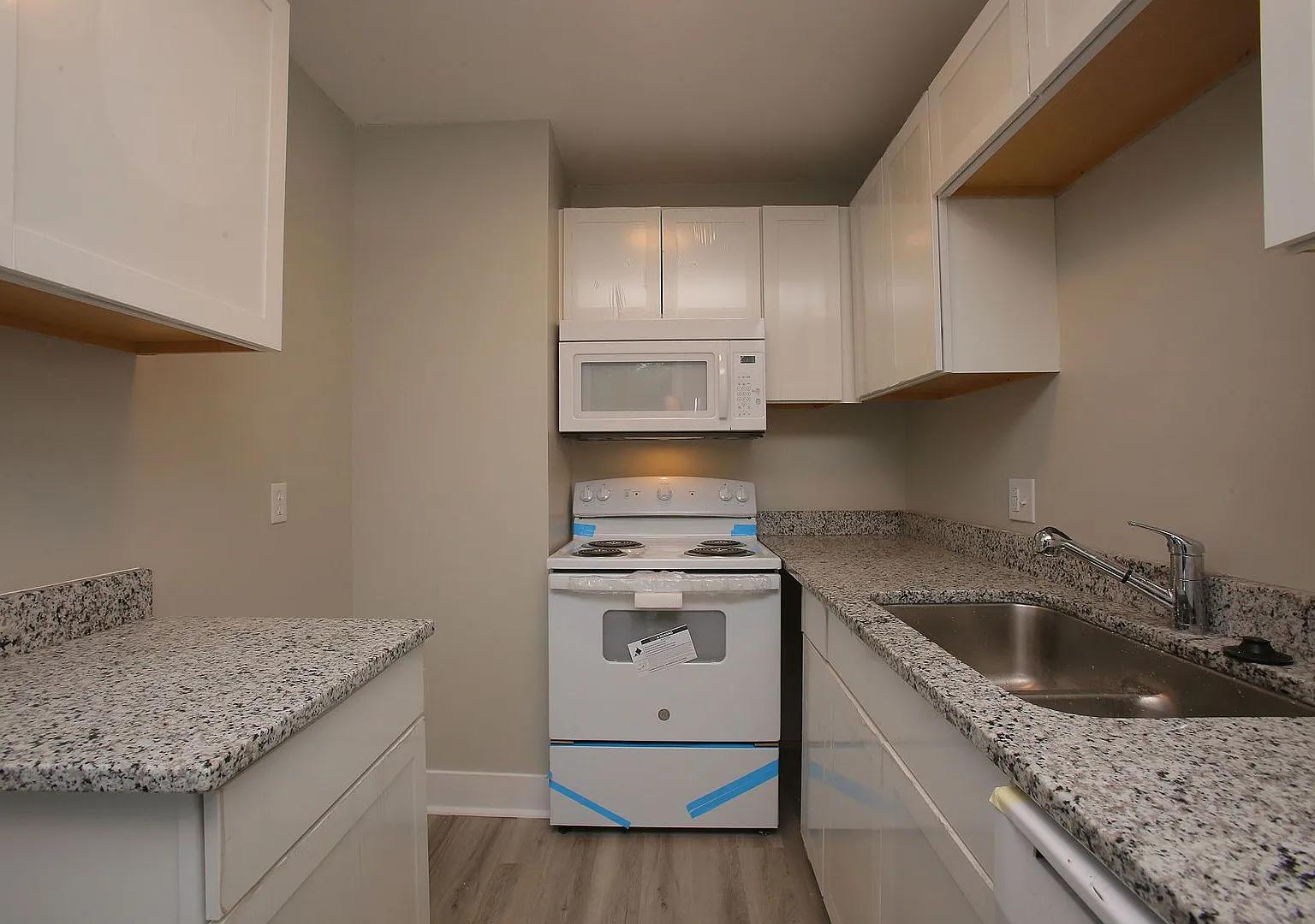 Patricia Apartments — Photo 4