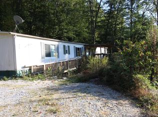 616 E Reynosa Ln, Big Stone Gap, VA 24219