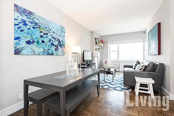 Sold by Living New York | media 7