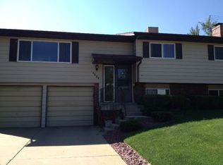 1325 Lefthand Dr, Longmont, CO 80501