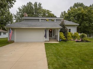 1055 Clark Rd, Wadsworth, OH 44281