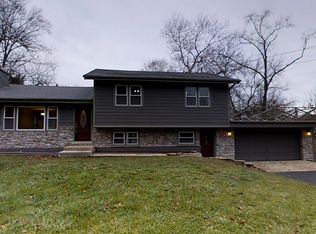 1N650 Ingalton Ave, West Chicago, IL 60185